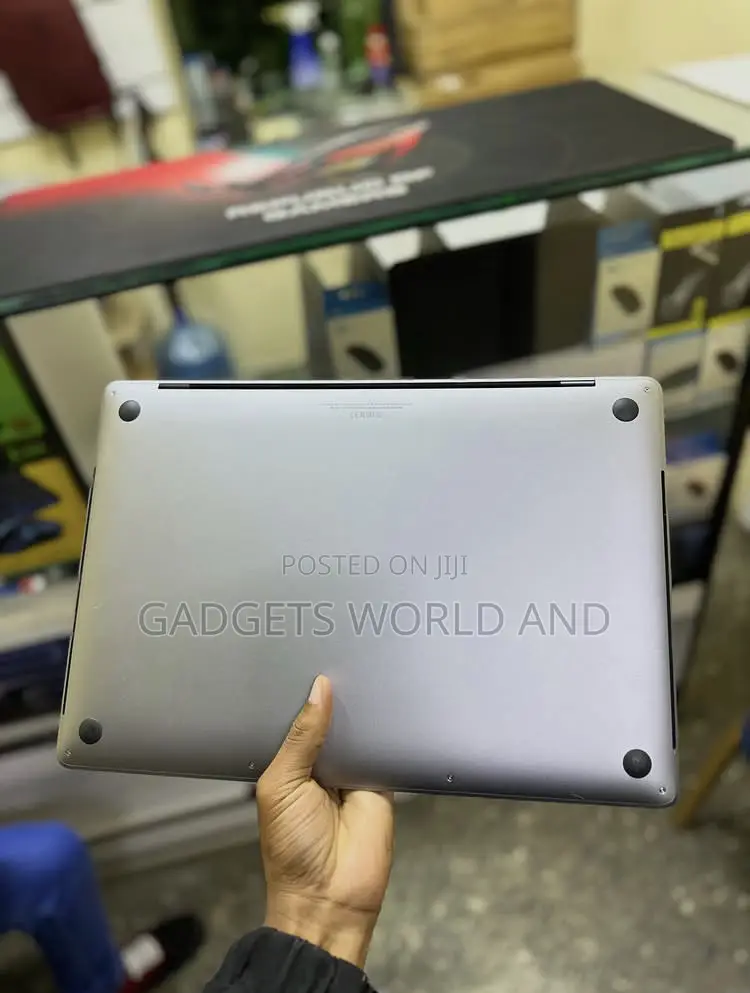 Laptop Apple MacBook Pro 32GB Intel Core i9 SSD 1T