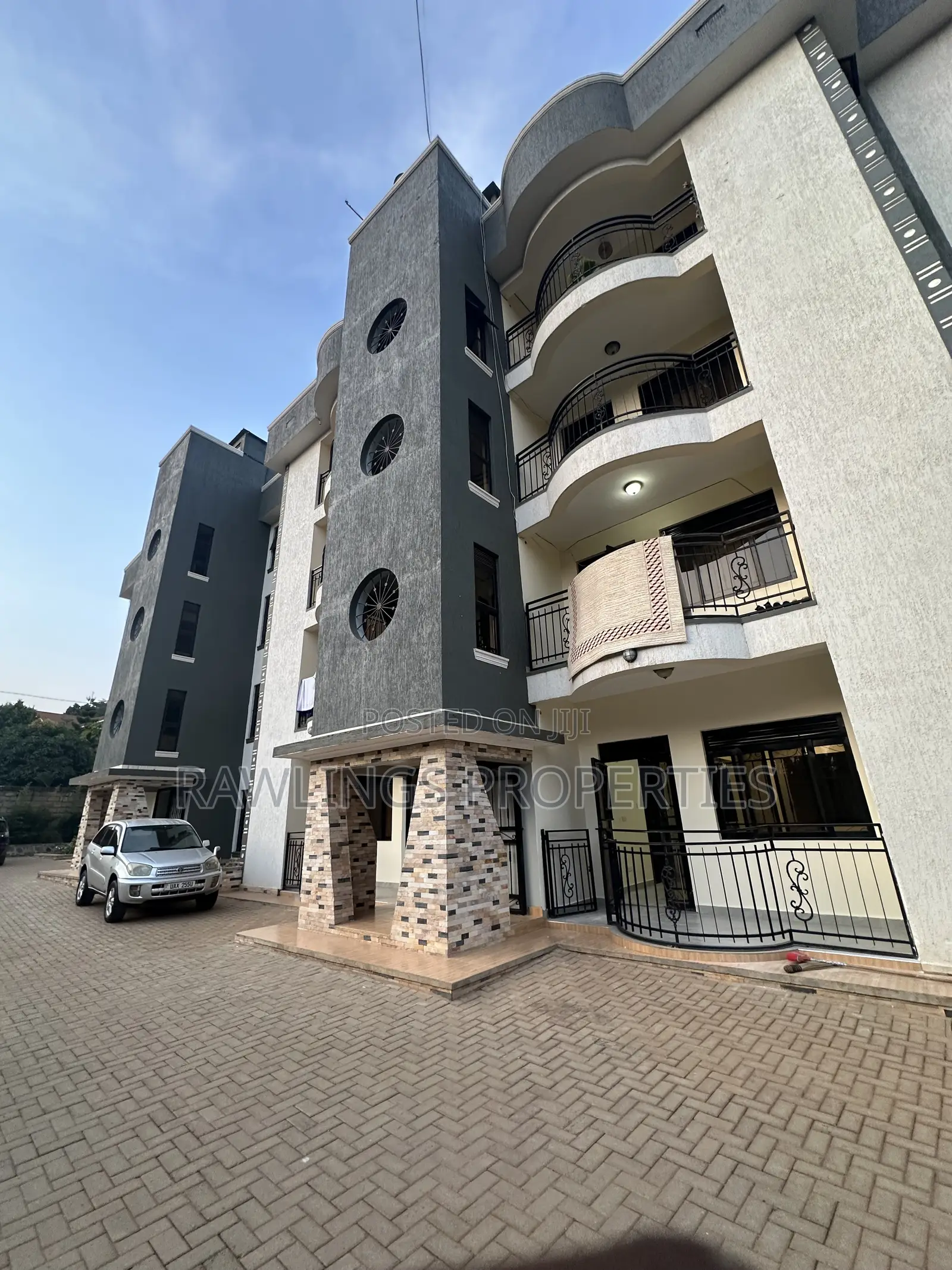 3bdrm Apartment in Muyenga, Makindye for rent
