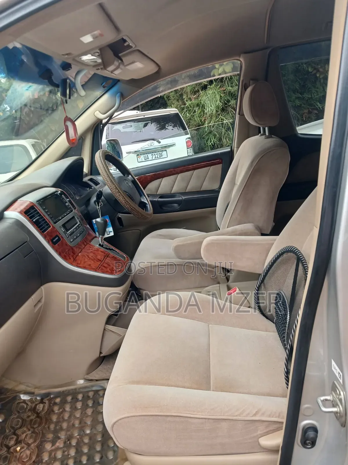 Toyota Alphard 2005 Silver