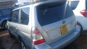 Subaru Forester 2005 Silver