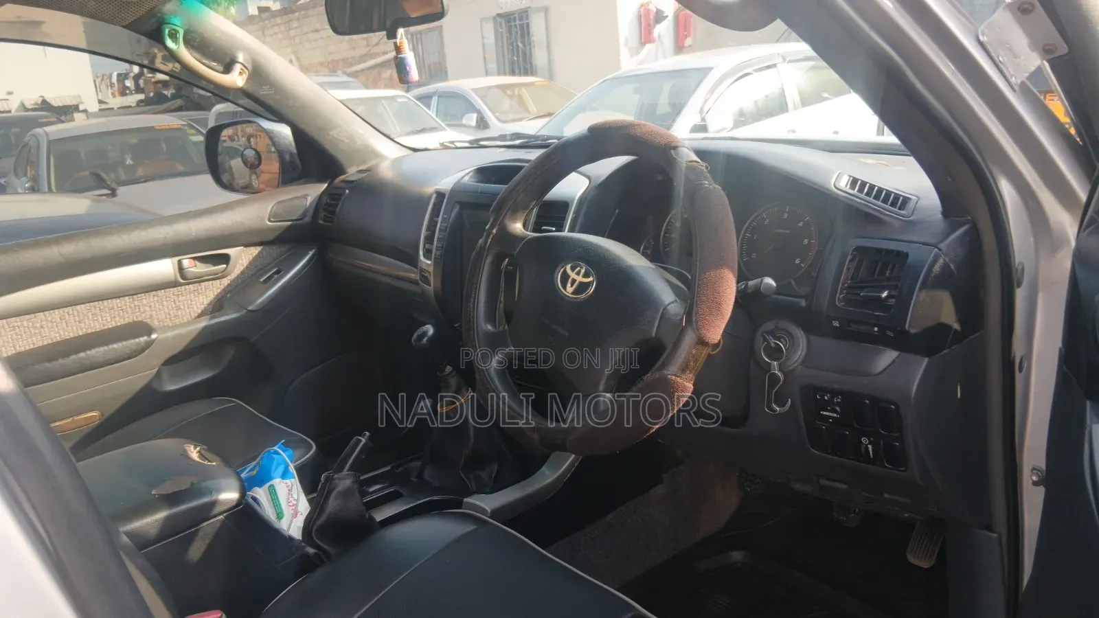Toyota Land Cruiser Prado 2005 Silver