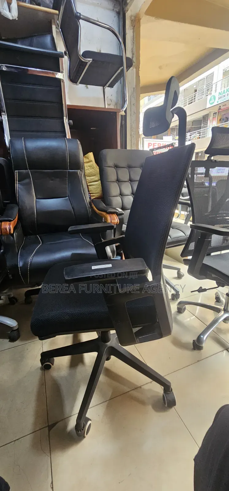 Strong Durable Adjustable High Mesh Office Chair