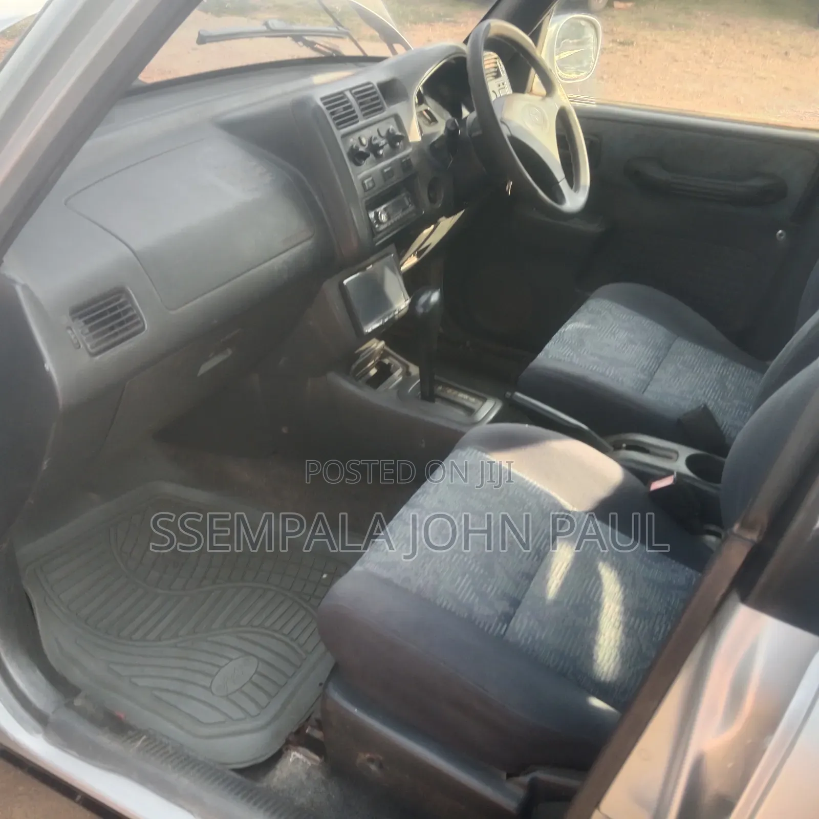 Toyota RAV4 1999 Silver