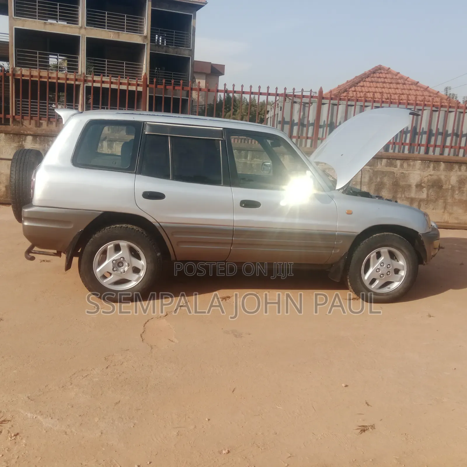Toyota RAV4 1999 Silver