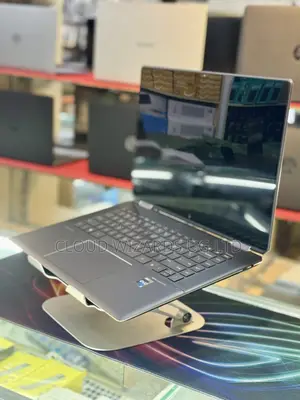Laptop HP Spectre X360 15 16GB Intel Core i7 SSHD (Hybrid) 512GB