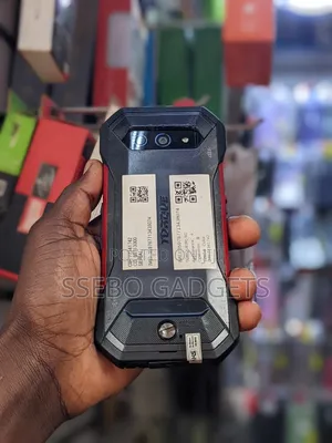 Kyocera Torque 5G 128 GB Red