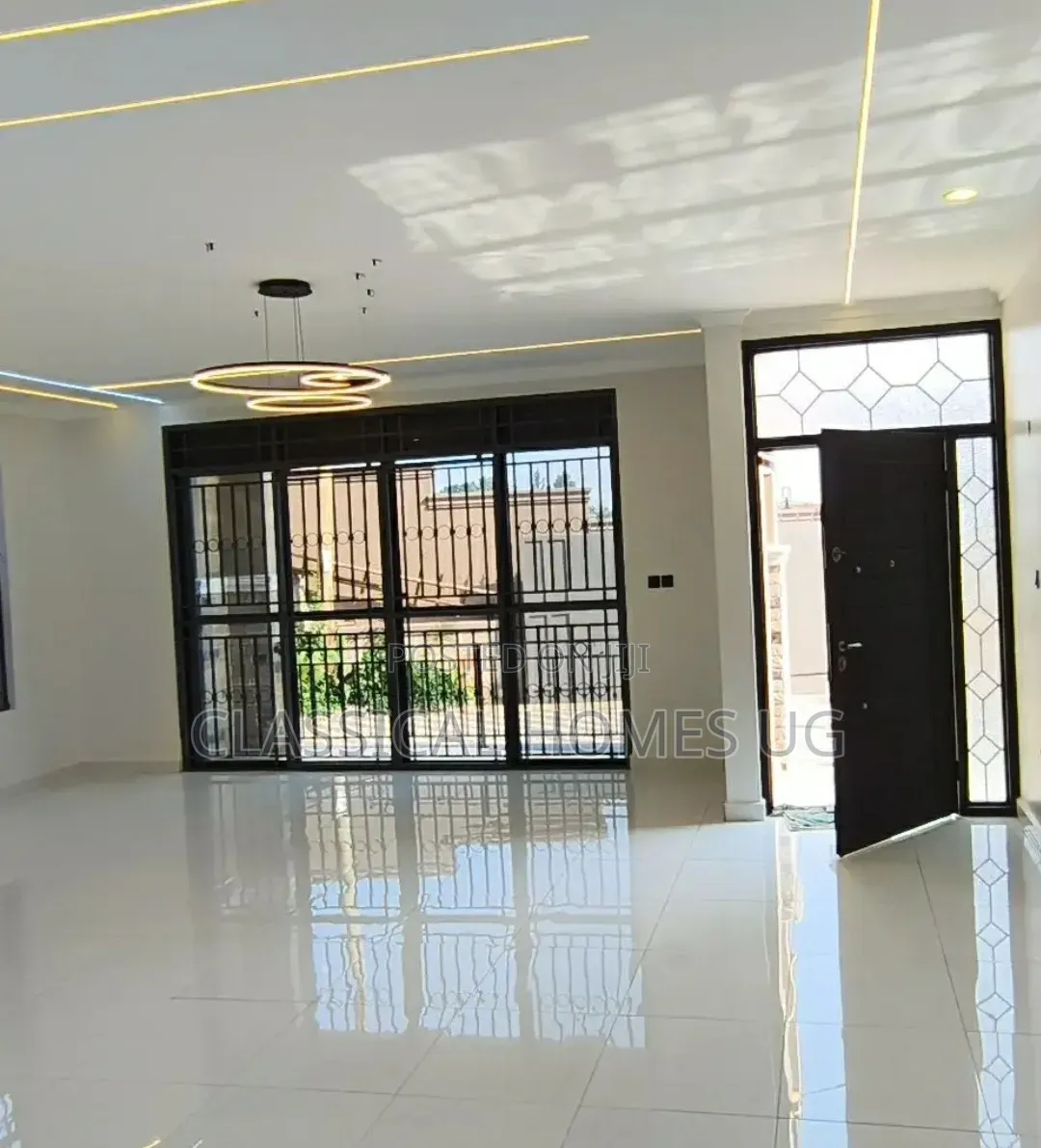 5bdrm Duplex in Munyonyo, Central Division for rent