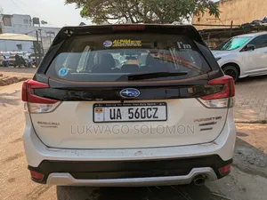 Subaru Forester 2017 White