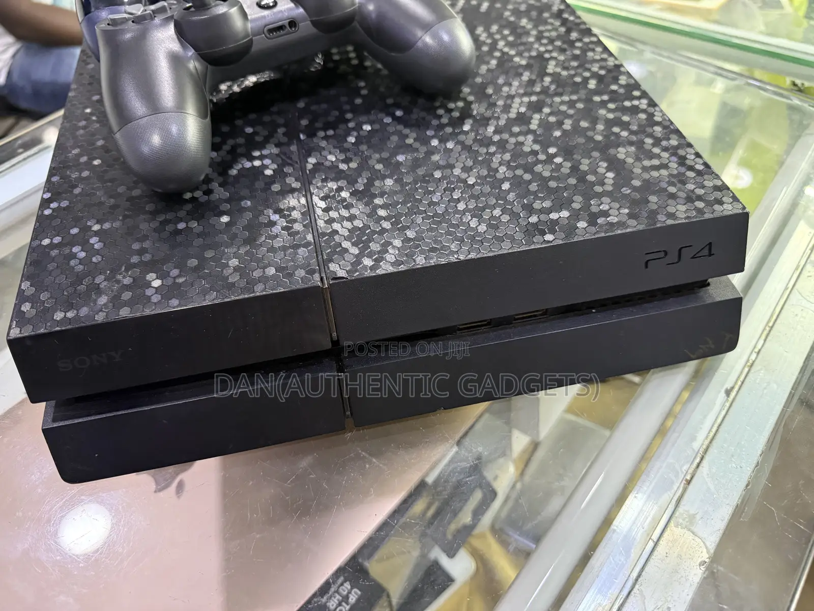 Uk  Used Ps4 Standard in Very Good Condition