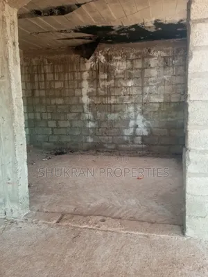 6bdrm House in Kawuku, Central Division for sale