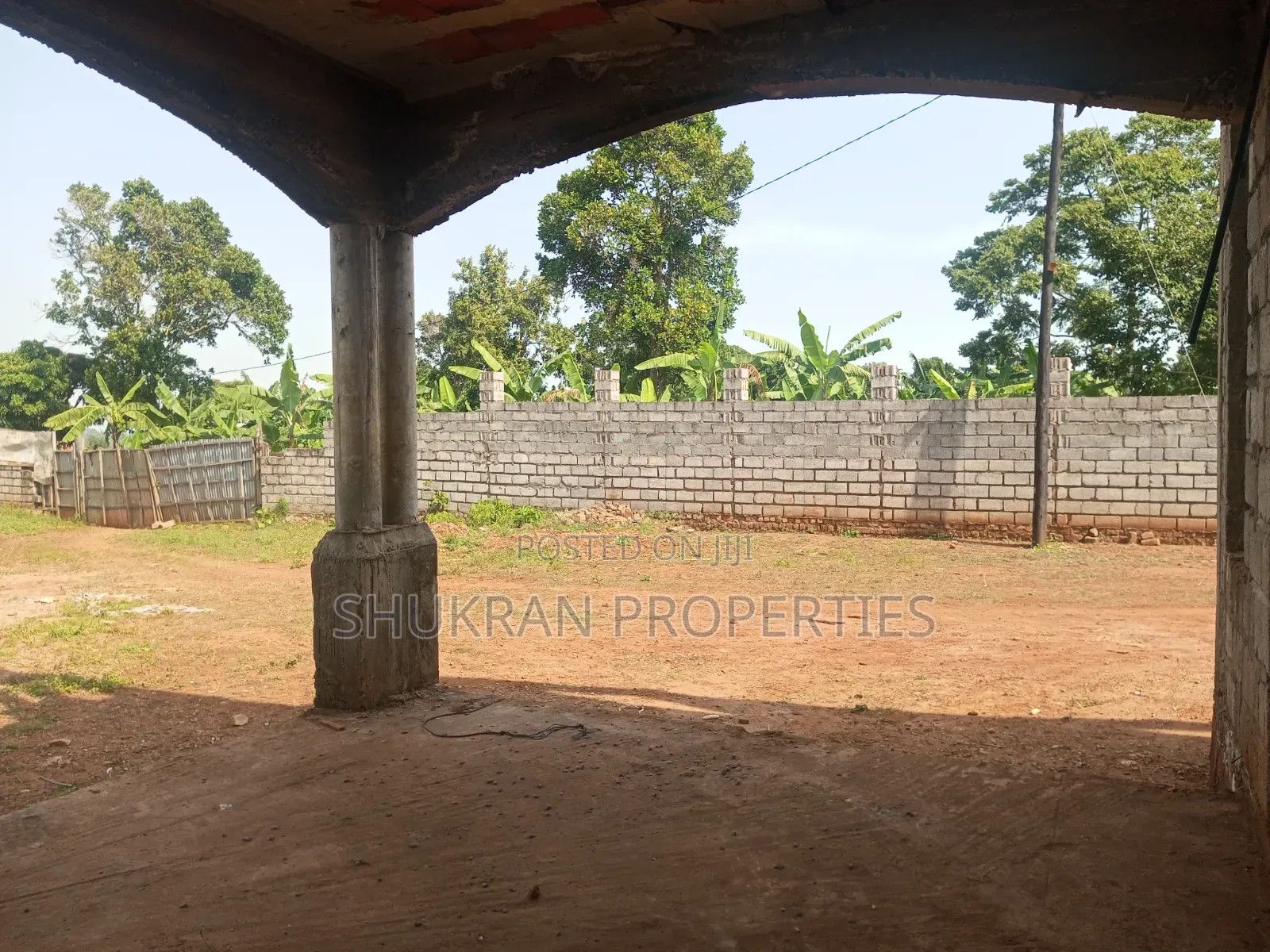 6bdrm House in Kawuku, Central Division for sale