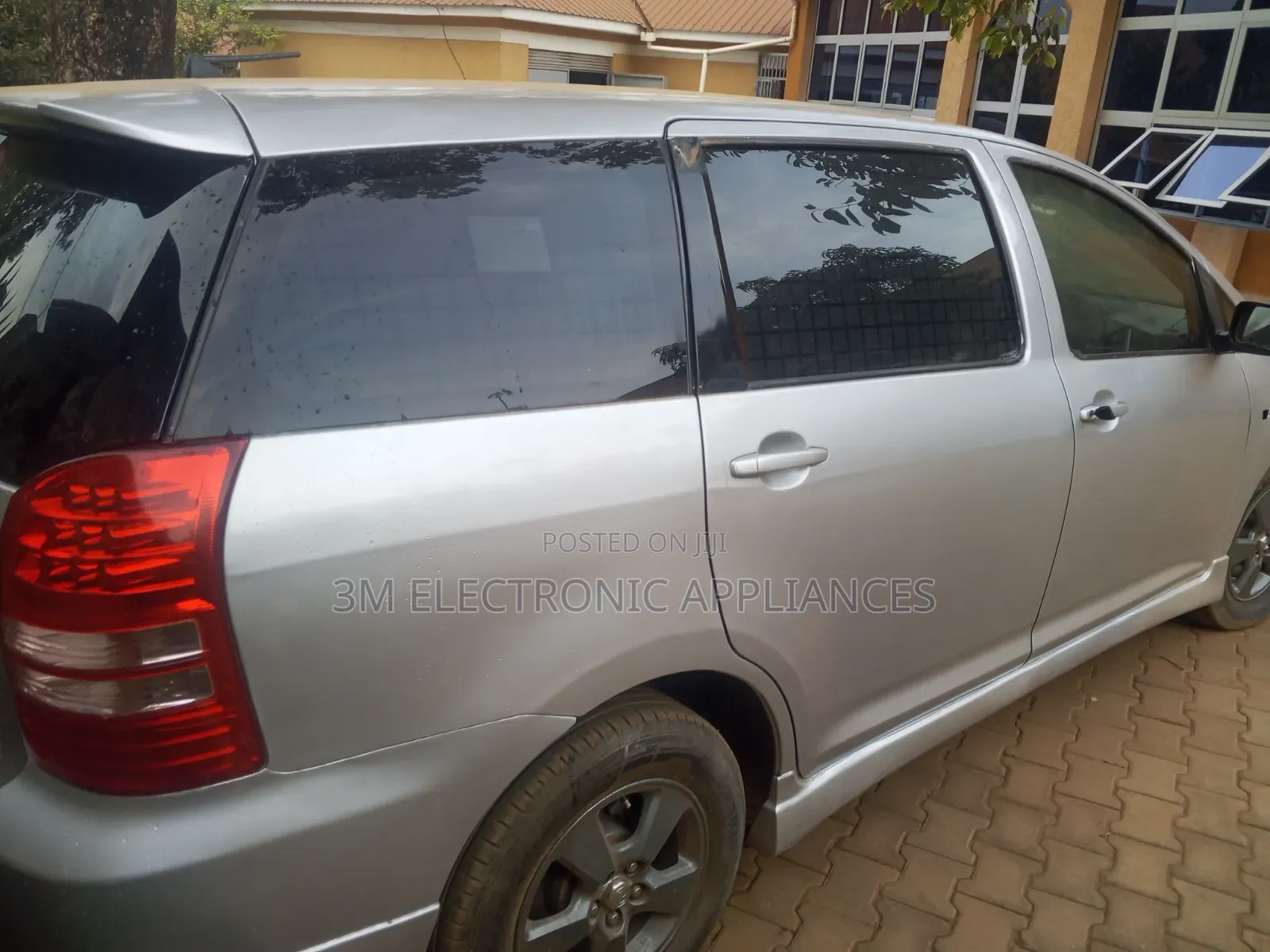 Toyota Wish 2005 Silver