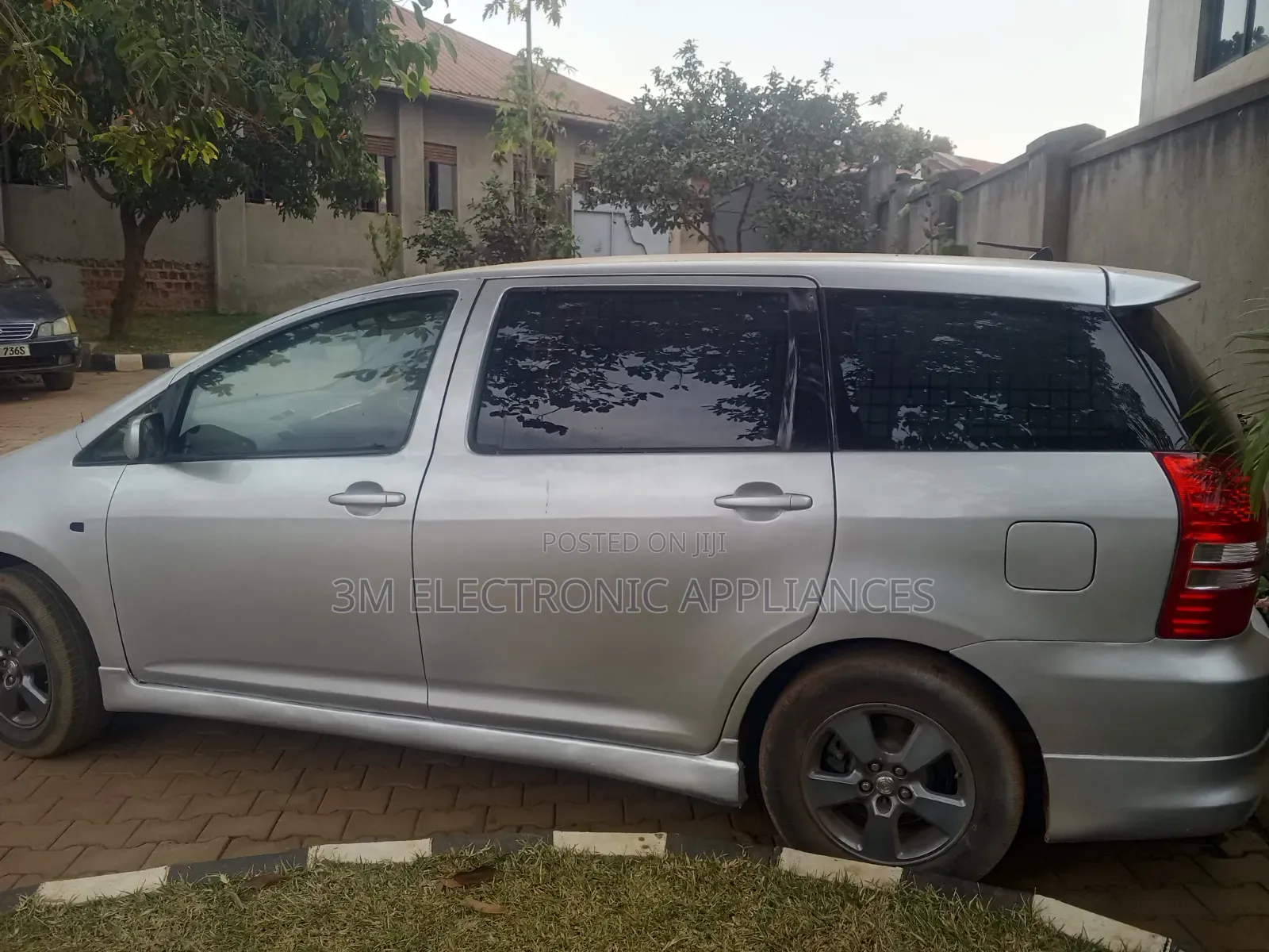 Toyota Wish 2005 Silver