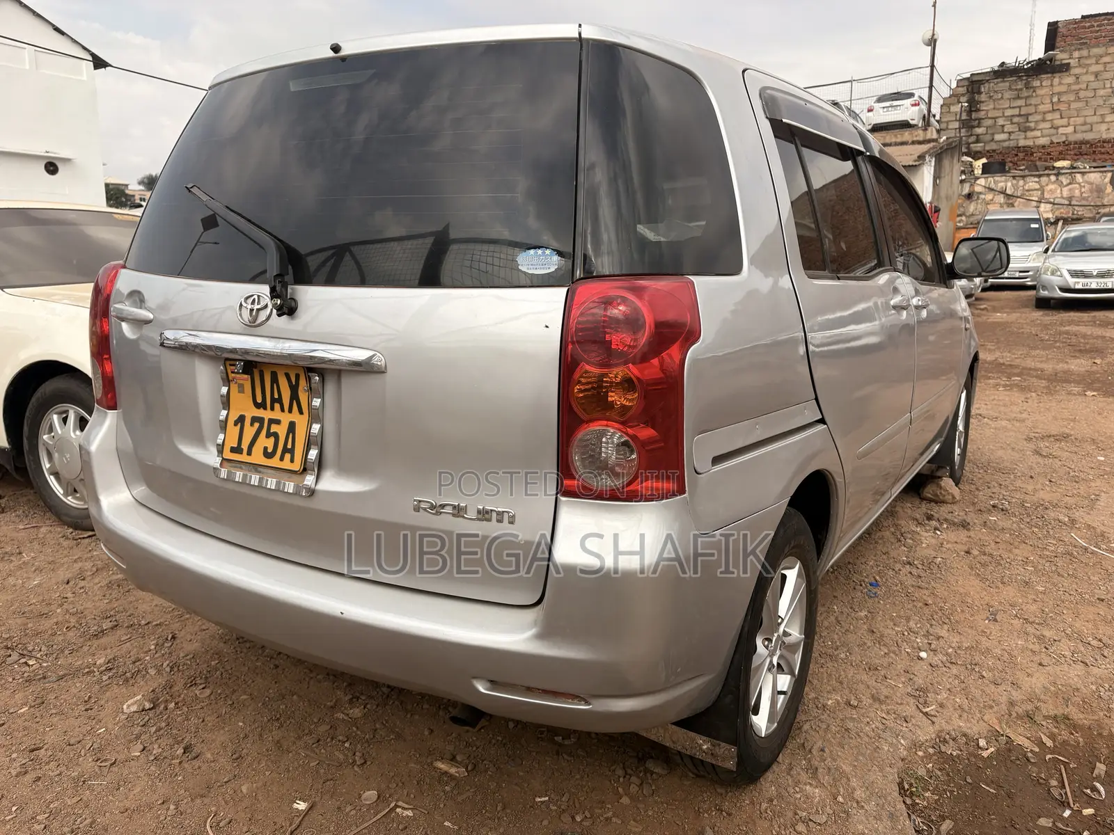 Toyota Raum 2006 Silver