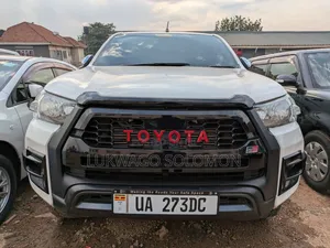 Toyota Hilux 2017 White