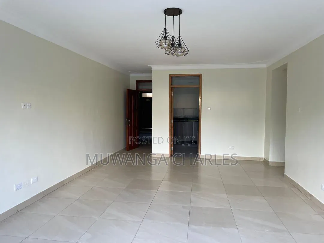 3bdrm Condo in Fs Properties Ltd, Makindye for sale