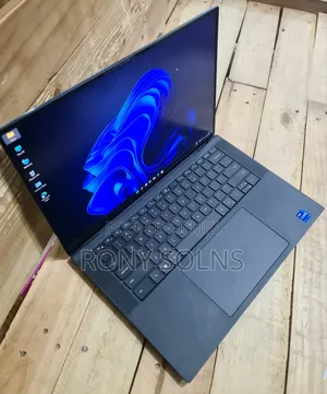 Laptop Dell Precision 5560 16GB Intel Core i7 SSD 512GB