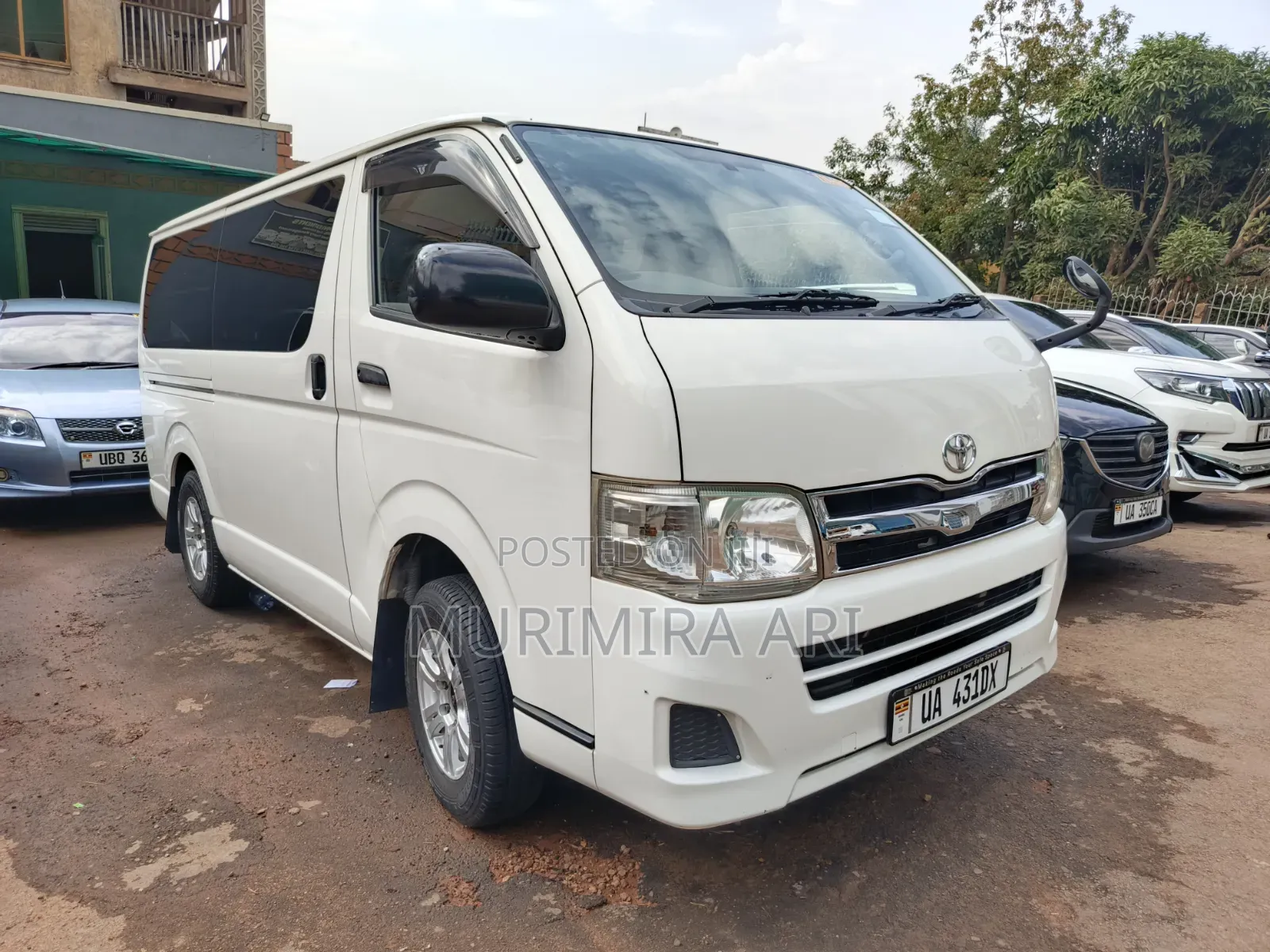 Toyota Grand HiAce 2014 White