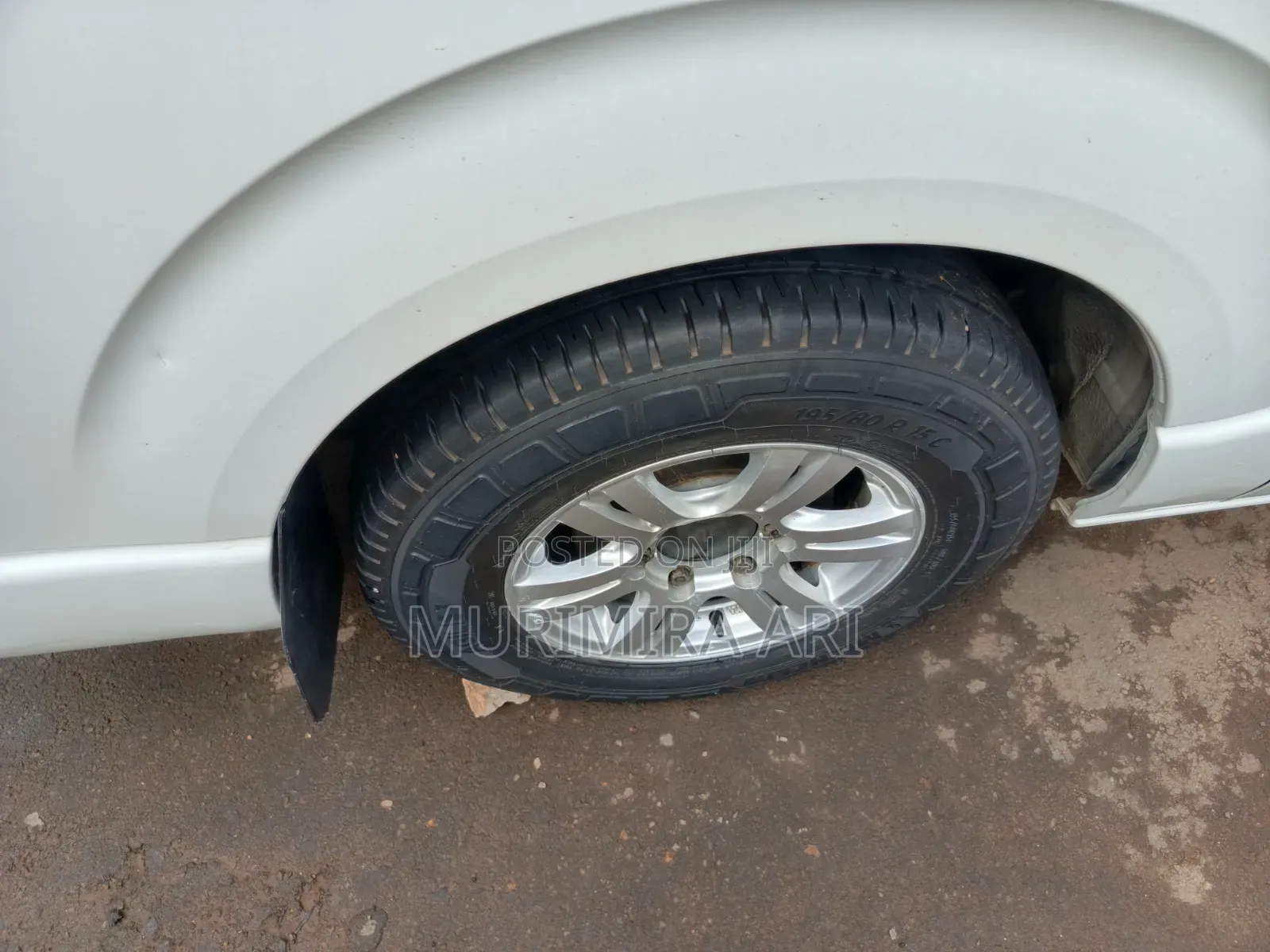 Toyota Grand HiAce 2014 White