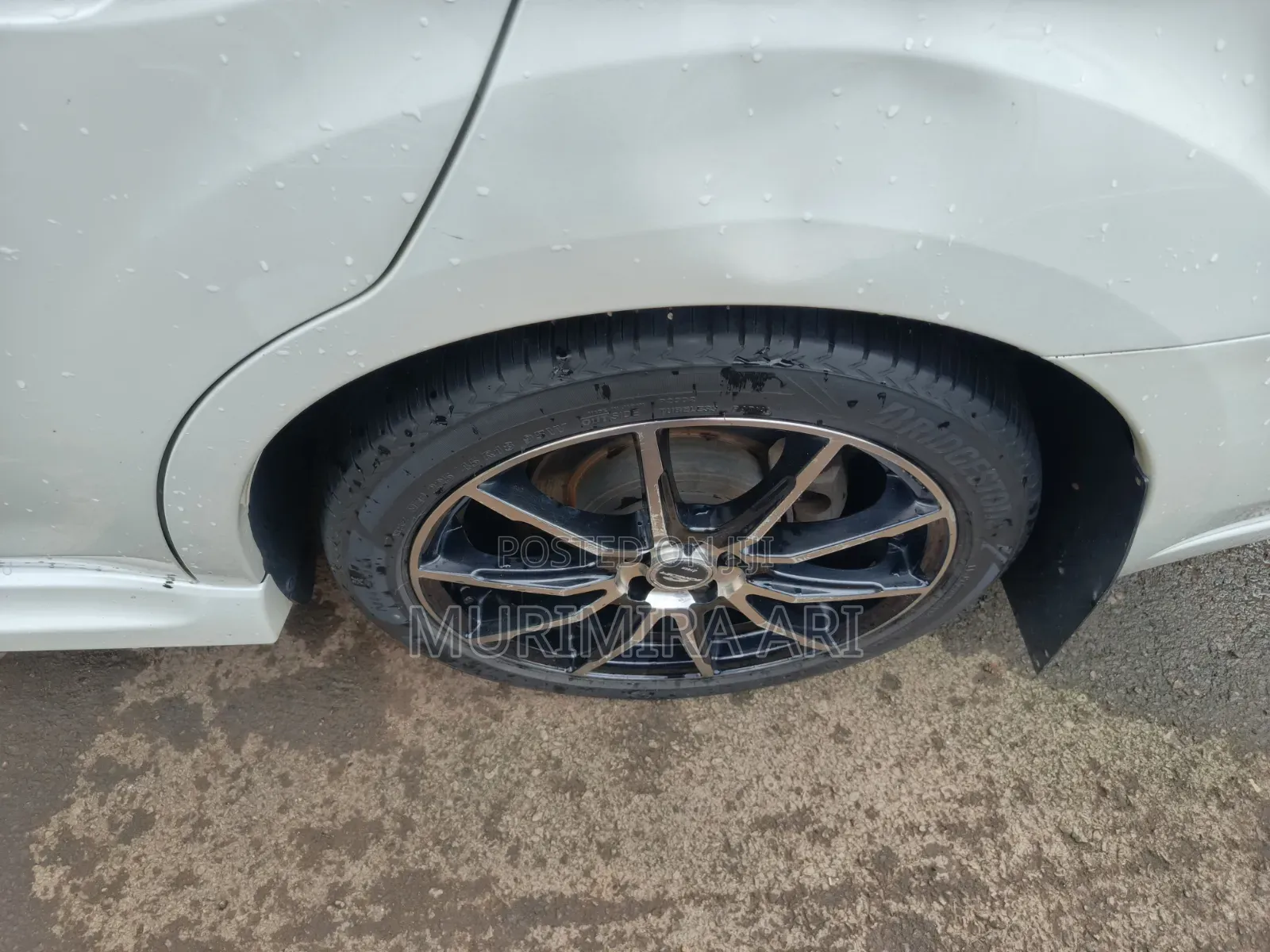Subaru Legacy 2010 White