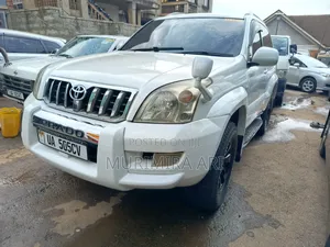 Toyota Land Cruiser Prado 2009 White