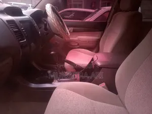 Toyota Land Cruiser Prado 2009 White
