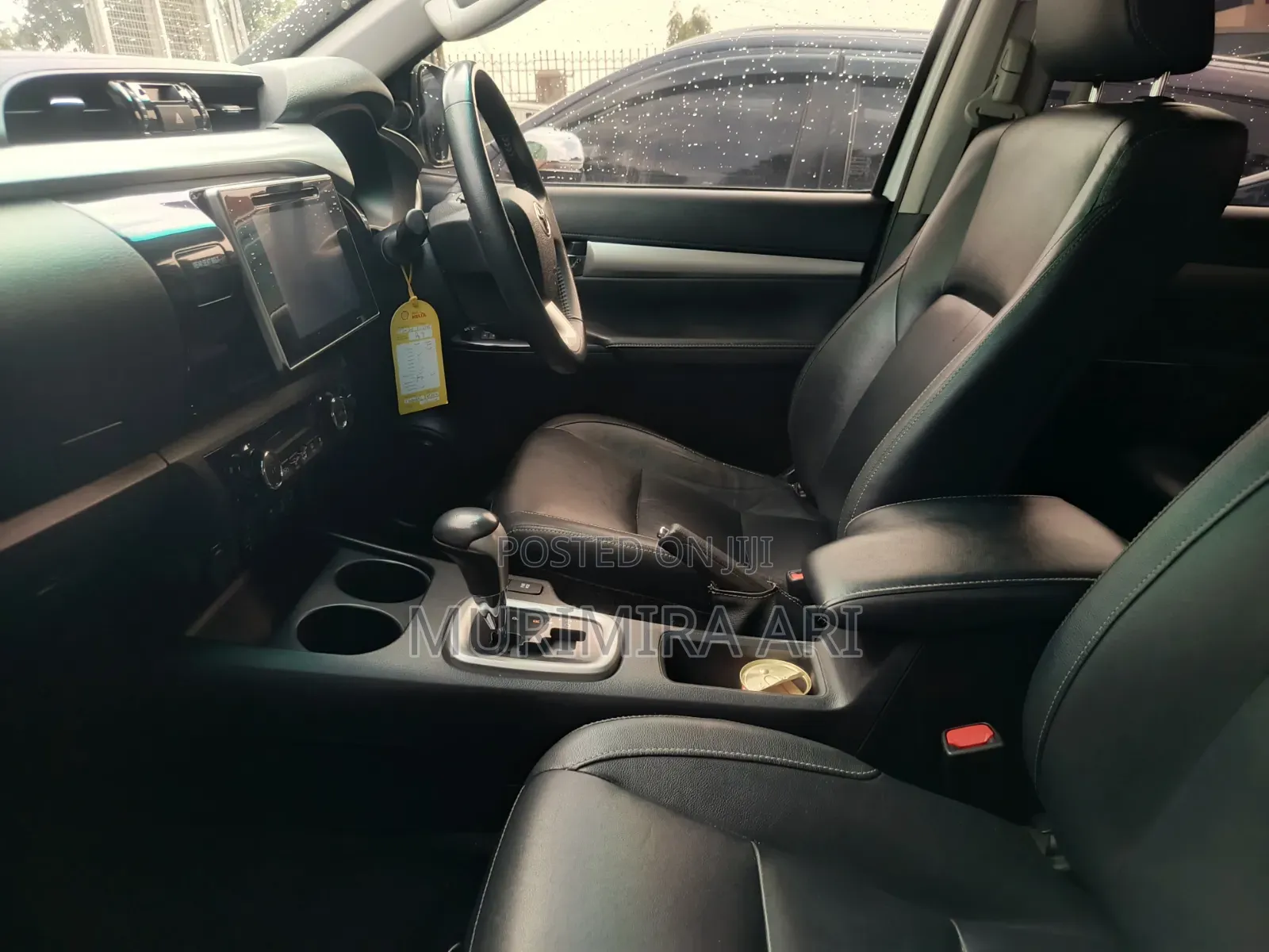 Toyota Hilux 2018 White
