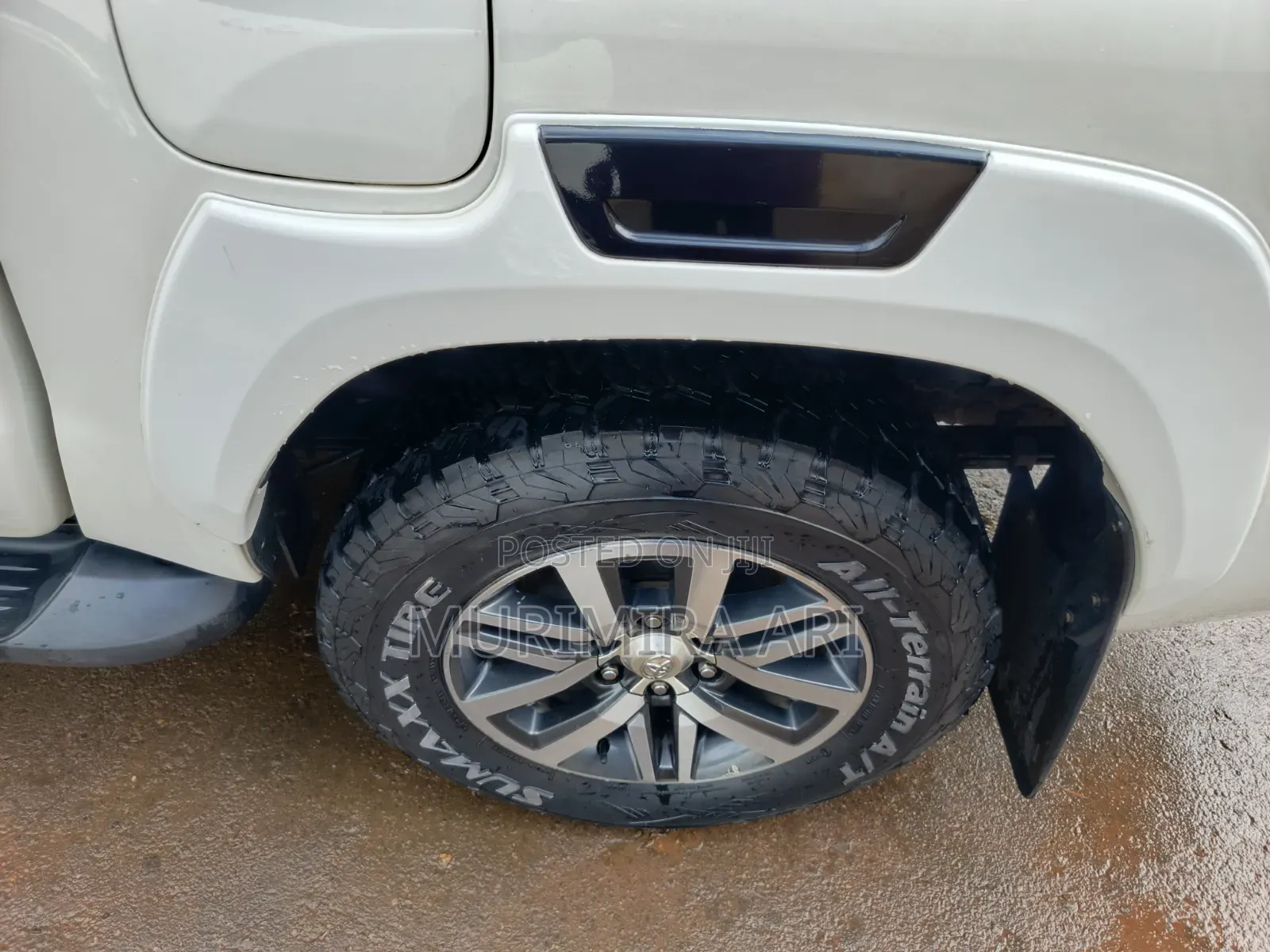 Toyota Hilux 2018 White