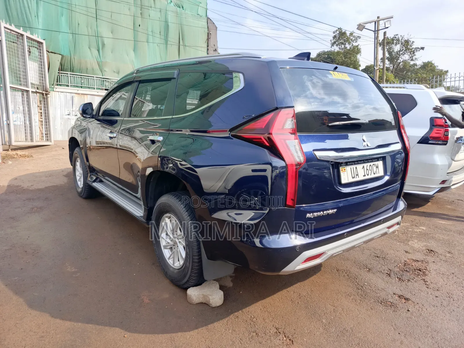Mitsubishi Pajero Sport 2019 Blue