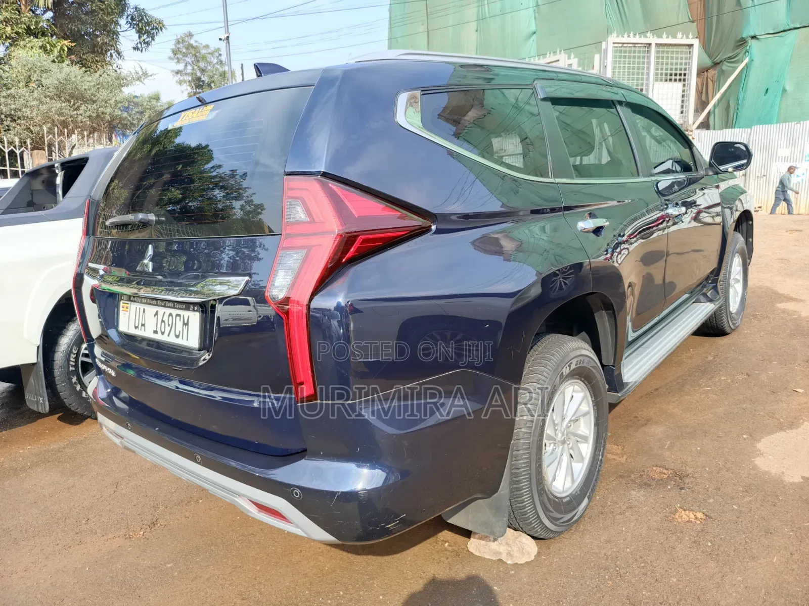 Mitsubishi Pajero Sport 2019 Blue