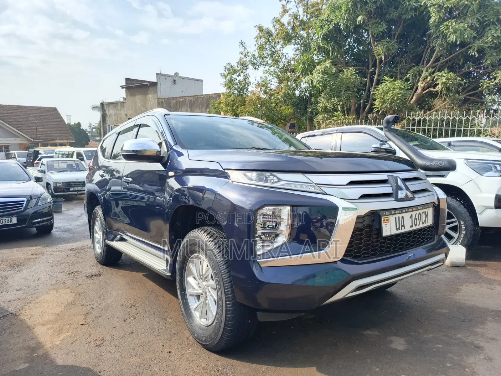 Mitsubishi Pajero Sport 2019 Blue
