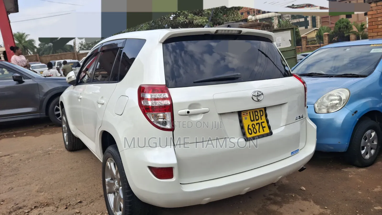 Toyota RAV4 2010 White
