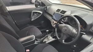 Toyota RAV4 2010 White