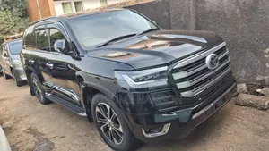 Toyota Land Cruiser 2016 Black