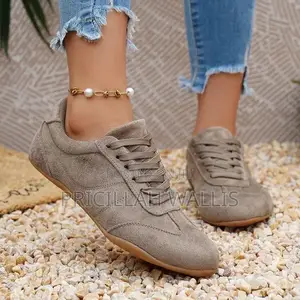 Women’S Retro Suede Sneakers
