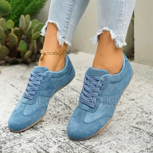Women’S Retro Suede Sneakers