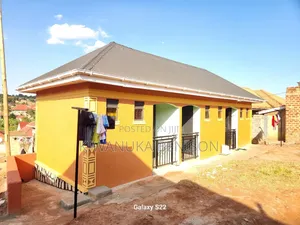 4bdrm Apartment in Bulenga, Central Division for sale