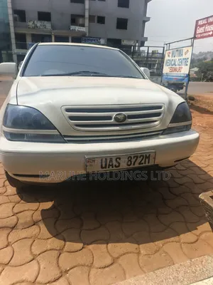 Toyota Harrier 2000 White