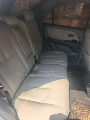 Toyota Harrier 2000 White