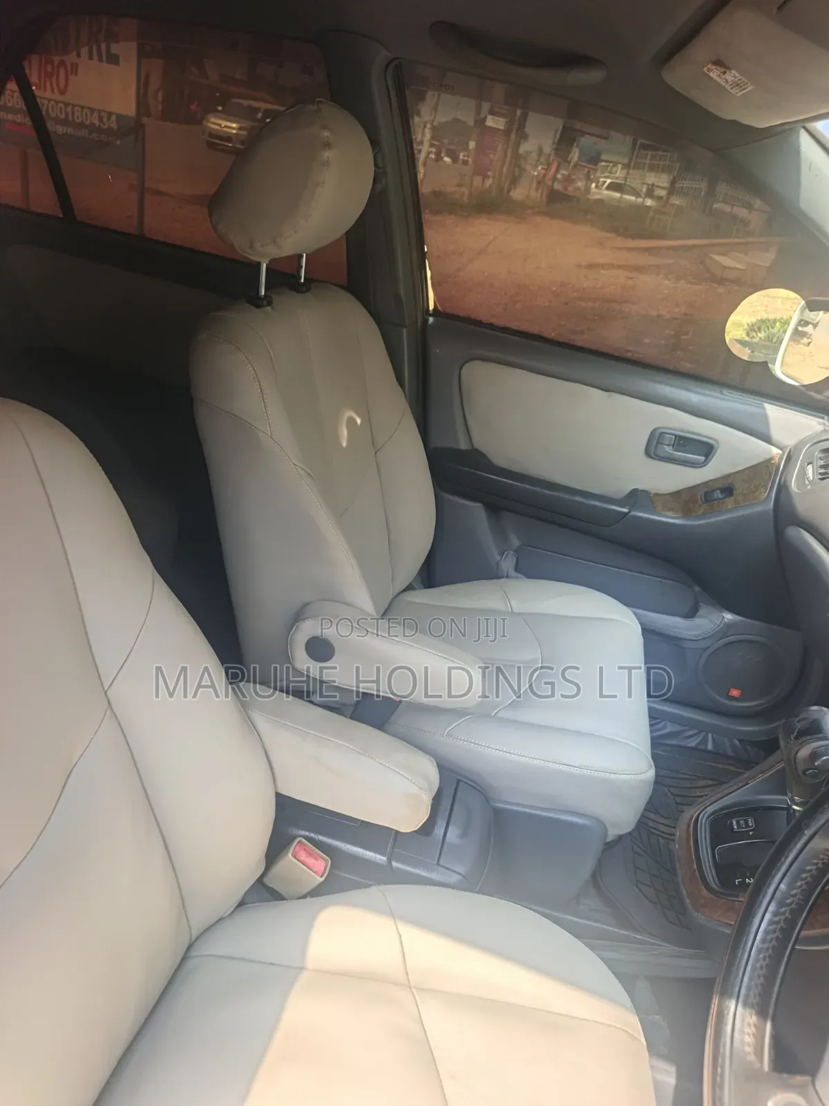Toyota Harrier 2000 White