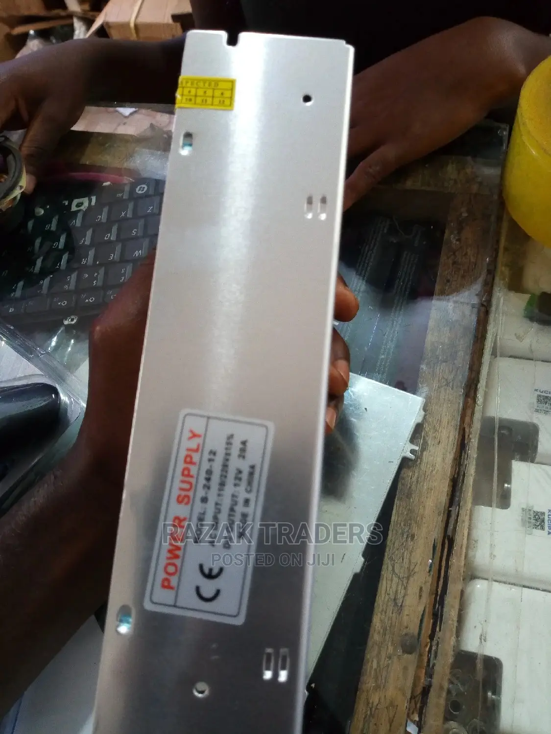 Power Supplies 12v-20amps