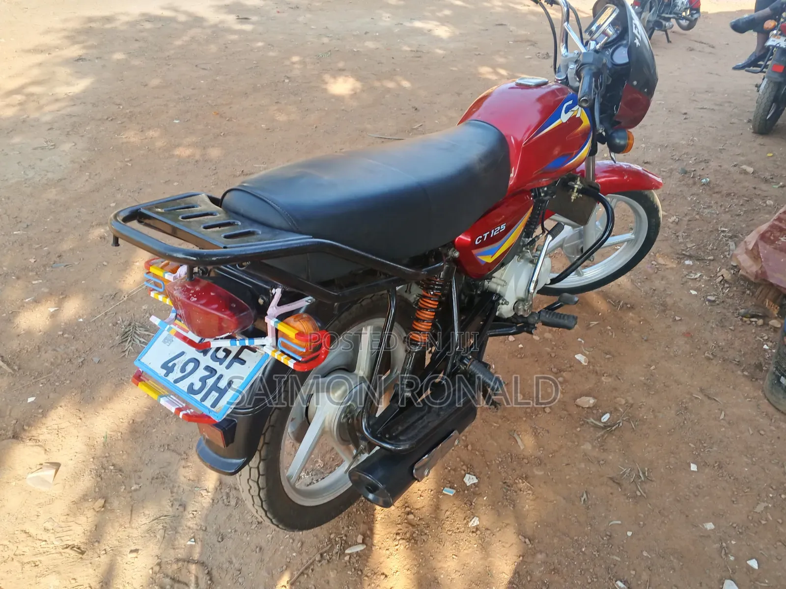 Bajaj Boxer 125 2024 Red