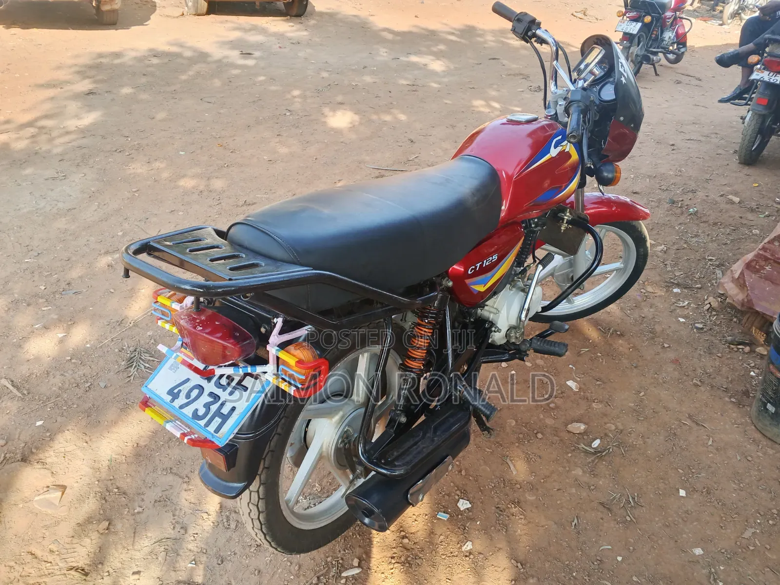 Bajaj Boxer 125 2024 Red