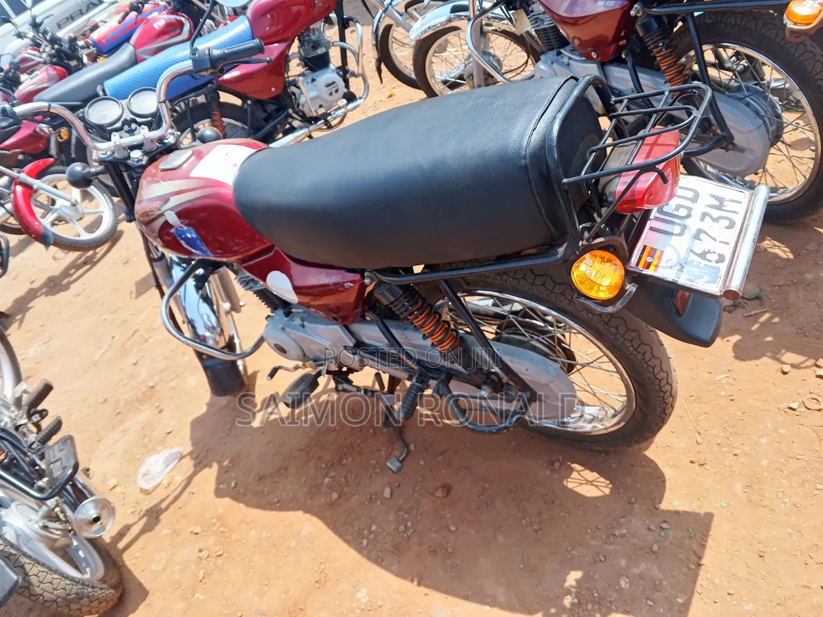 Bajaj Boxer 100 2025 Red