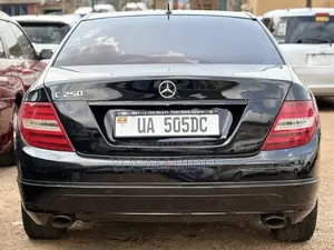 Mercedes-Benz C200 2009 Black