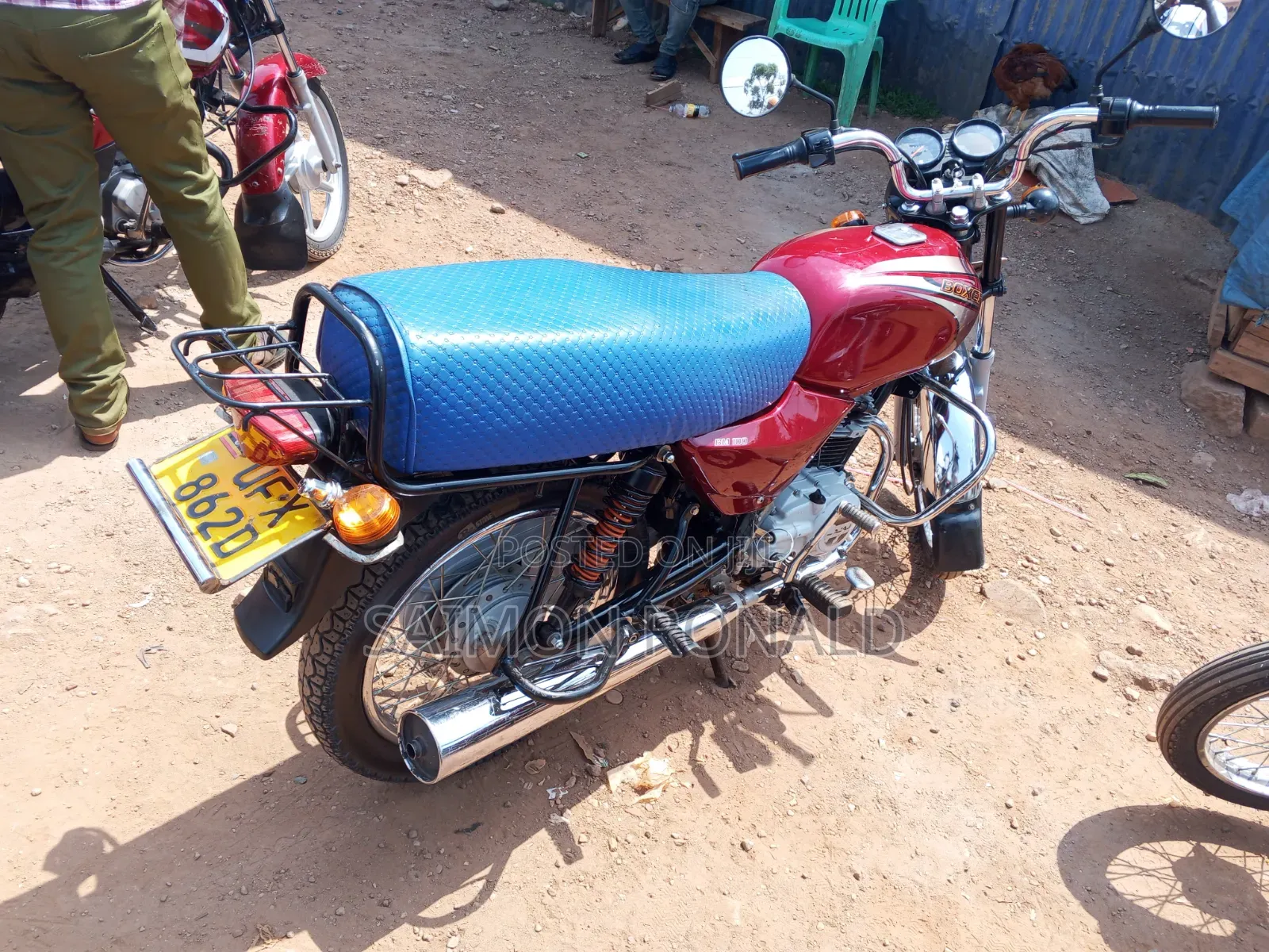 Bajaj Boxer 100 2023 Red
