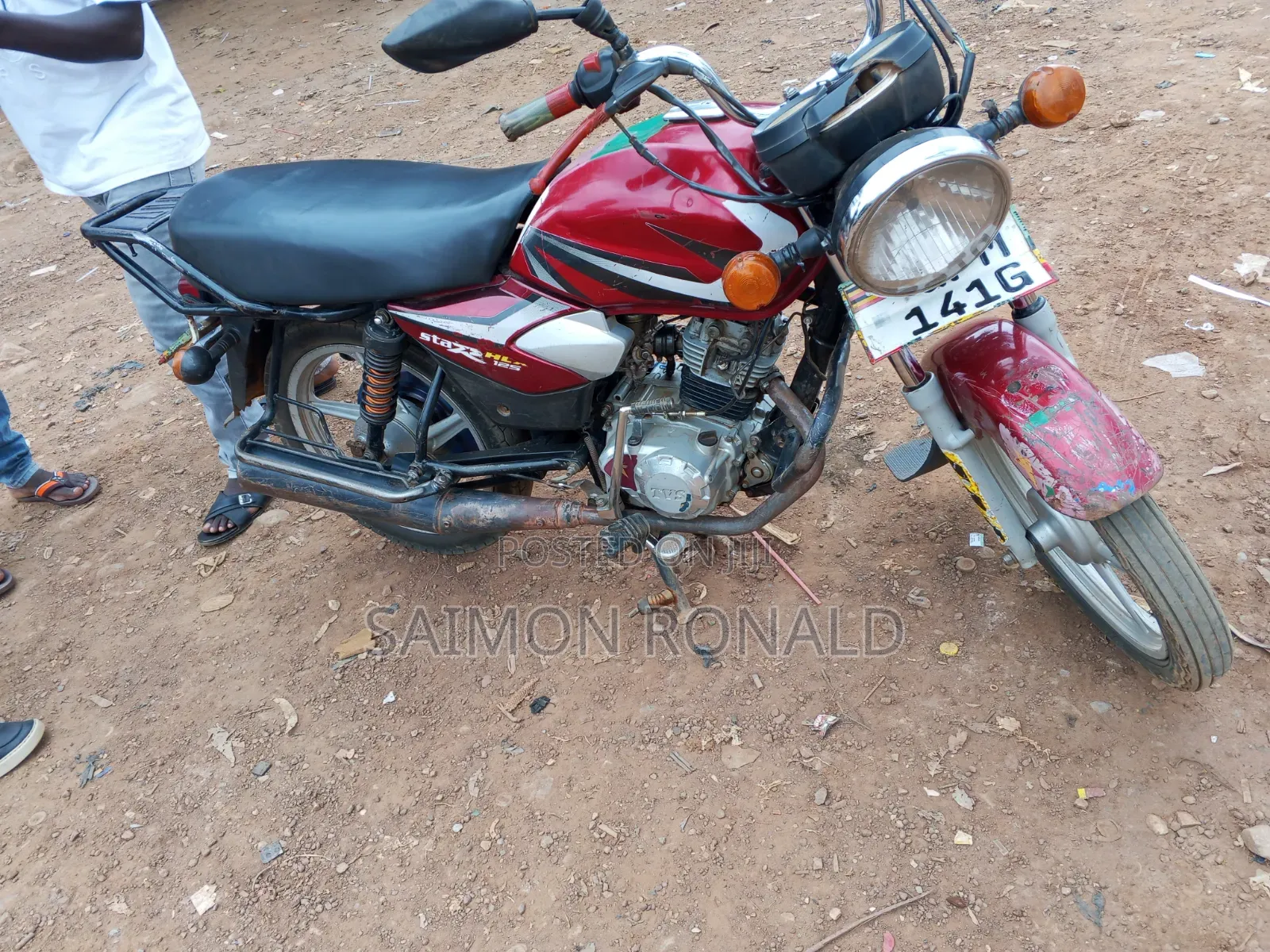 TVS HLX 125 2019 Red