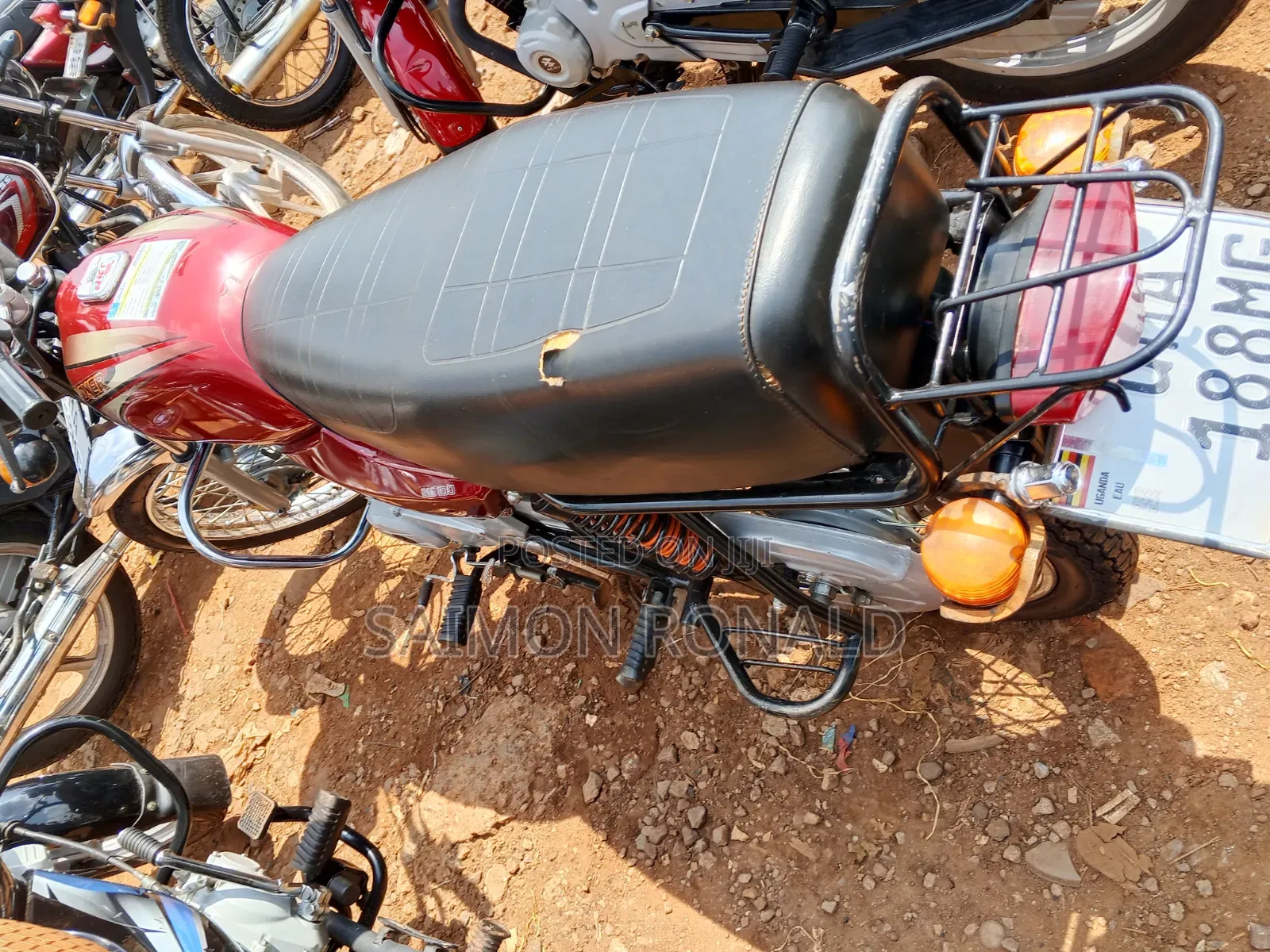 Bajaj Boxer 100 2025 Red