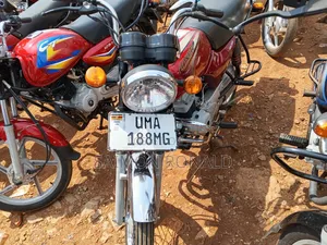 Bajaj Boxer 100 2025 Red