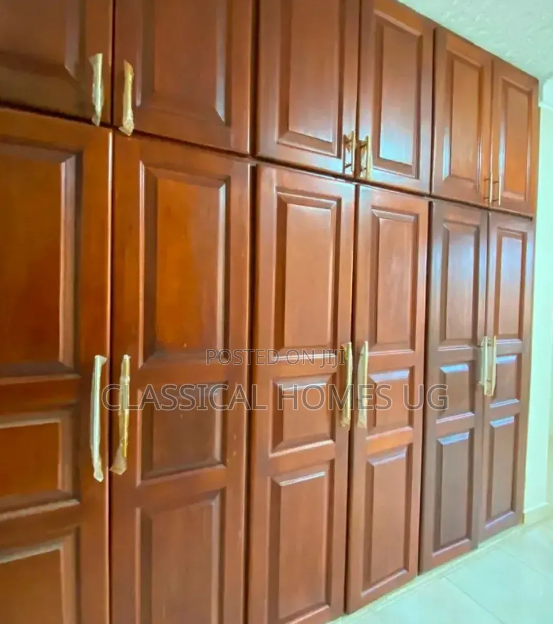 3bdrm Apartment in Lubowa Entebbe Road, Central Division for rent